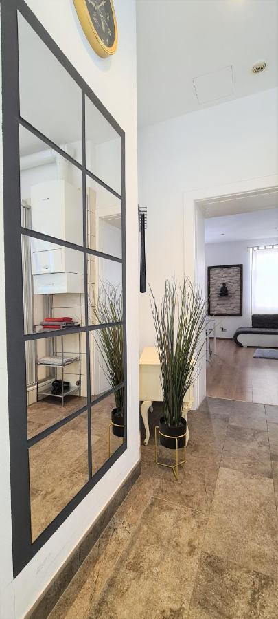 Wiener Buddha Style Flat With Inner Garden- Marzstrasse City Apartments 외부 사진